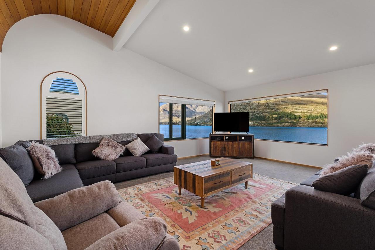 Huge Lakefront Delight - Queenstown Holiday Home Luaran gambar
