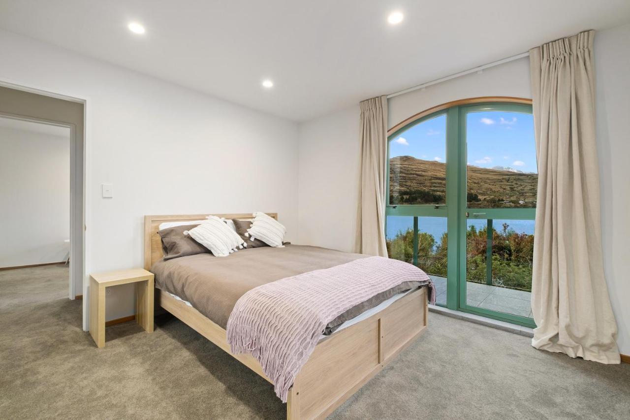 Huge Lakefront Delight - Queenstown Holiday Home Luaran gambar